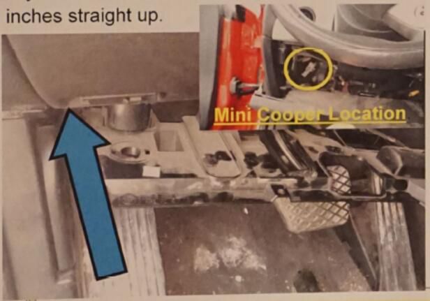 BMW Mini Cooper 2006 EWS4 Keys Programing by SMOK & Tango (1)