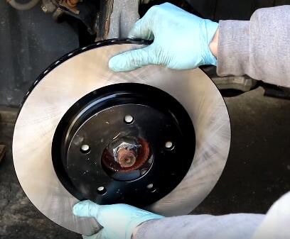 How to Change the Brake Pads And Rotors (14)